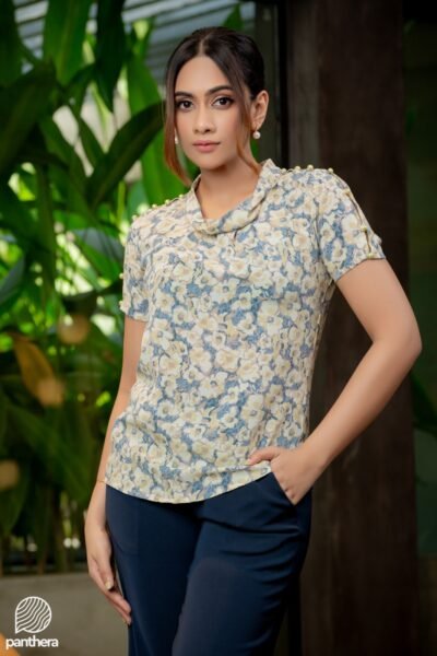 Button Detailed WW Top